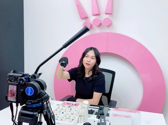 Shopee Premium: Hành trình 5 năm nâng tầm trải nghiệm mua sắm hàng hiệu trực tuyến- Ảnh 3. Shopee Premium: Hành trình 5 năm nâng tầm trải nghiệm mua sắm hàng hiệu trực tuyến- Ảnh 3.