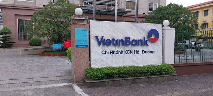 Vụ "cho thuê sổ đỏ bị mất đất": Lập hợp đồng giả cách để vay tiền của VietinBank?- Ảnh 7. Vụ "cho thuê sổ đỏ bị mất đất": Lập hợp đồng giả cách để vay tiền của VietinBank?- Ảnh 7.