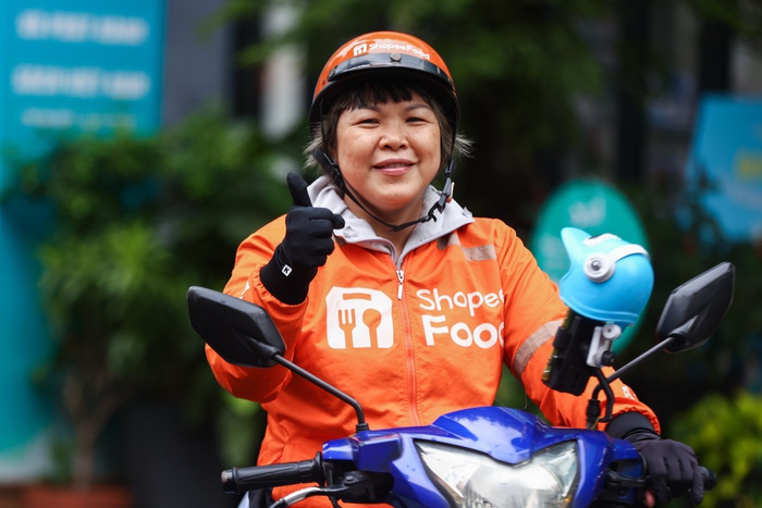 Câu chuyện về những “nữ tài cam” chọn tự do cầm lái cuộc đời - Ảnh 4.