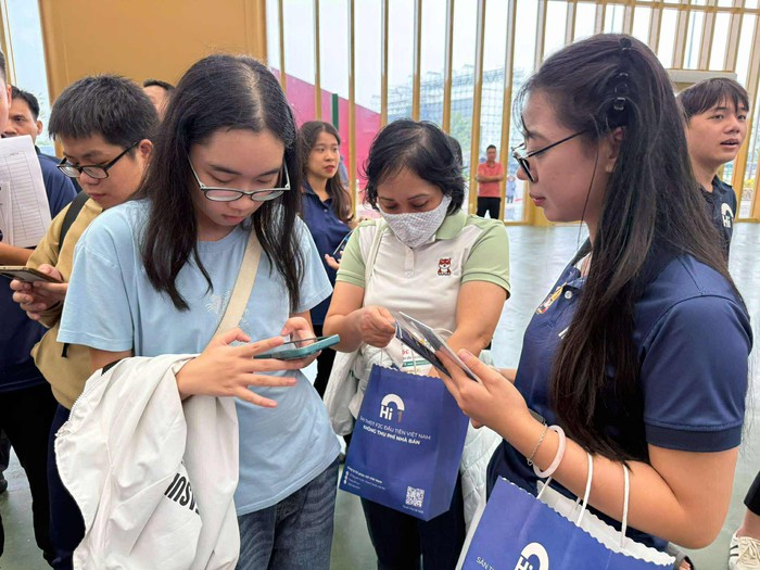 Sàn thương mại điện tử 'thuần Việt' đầu tiên xuất hiện tại Hội chợ Mùa thu 2025- Ảnh 1. Sàn thương mại điện tử 'thuần Việt' đầu tiên xuất hiện tại Hội chợ Mùa thu 2025- Ảnh 1.