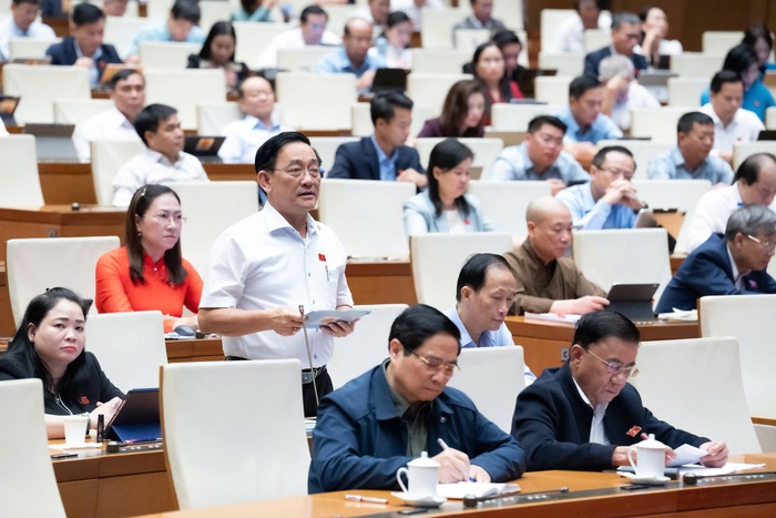 Cần đặc biệt quan tâm đến chính sách tiền lương cho cán bộ, công chức, viên chức- Ảnh 1.