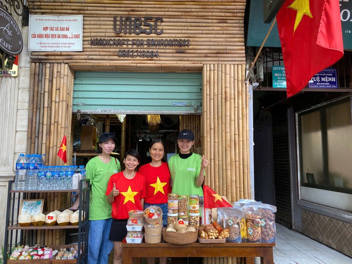 Mẹ vay ngân hàng, thế chấp nhà để con gái có thể theo học đại học- Ảnh 1.