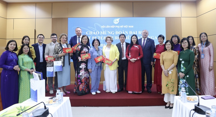 Nâng tầm quan hệ hợp tác của Hội LHPN Việt Nam và Liên minh các lực lượng Phụ nữ toàn Nga- Ảnh 6.