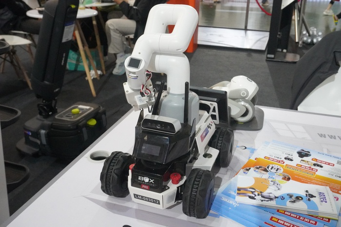 Hàng loạt mặt hàng công nghệ tân tiến xuất hiện tại Hội chợ Mùa Thu 2025 tại Hà Nội- Ảnh 11. Hàng loạt mặt hàng công nghệ tân tiến xuất hiện tại Hội chợ Mùa Thu 2025 tại Hà Nội- Ảnh 11.