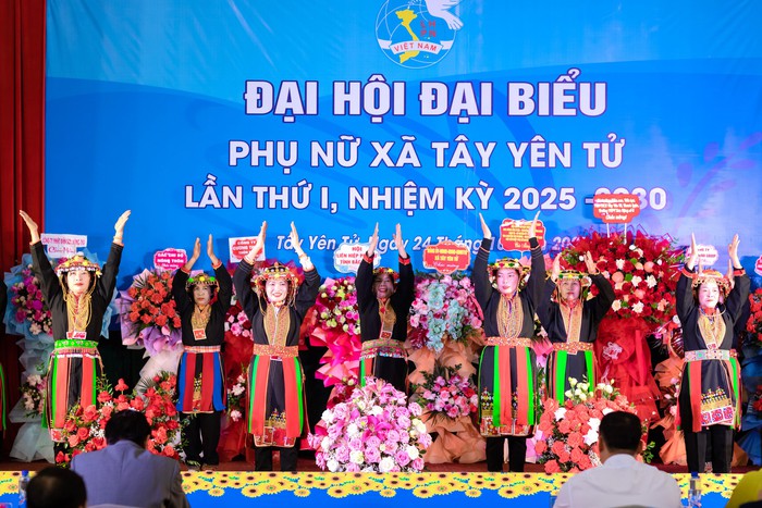 Bắc Ninh: Hoàn thành 100% Đại hội đại biểu phụ nữ cấp cơ sở nhiệm kỳ 2025 - 2030- Ảnh 10. Bắc Ninh: Hoàn thành 100% Đại hội đại biểu phụ nữ cấp cơ sở nhiệm kỳ 2025 - 2030- Ảnh 10.