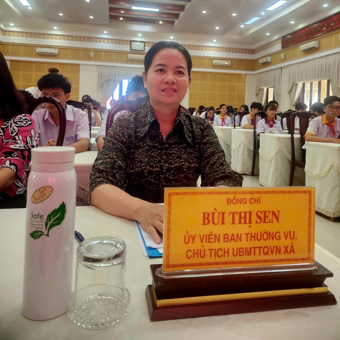 Học sinh được tuyên truyền pháp luật về văn hoá ứng xử trên không gian mạng lồng ghép Bình đẳng giới- Ảnh 3. Học sinh được tuyên truyền pháp luật về văn hoá ứng xử trên không gian mạng lồng ghép Bình đẳng giới- Ảnh 3.