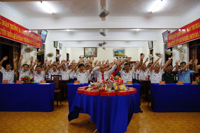 Trung thu rộn ràng, ấm áp ở Trường Sa- Ảnh 7.