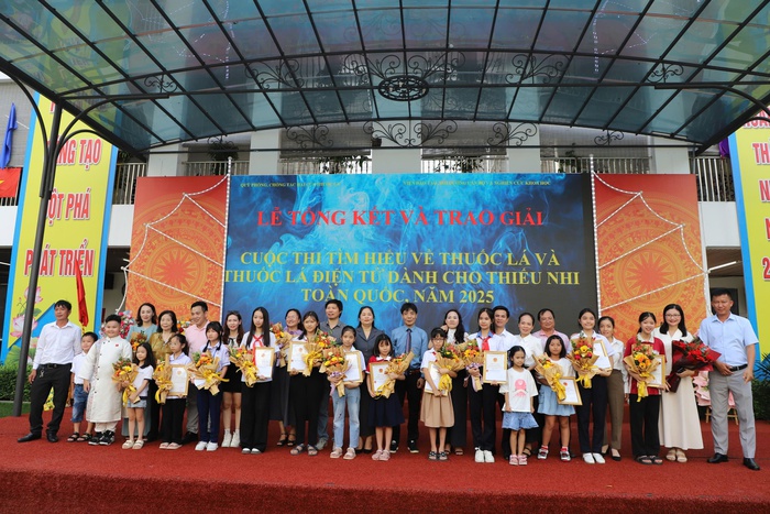Trao giải 2 cuộc thi dành cho thiếu nhi toàn quốc về phòng chống tác hại của thuốc lá - Ảnh 4.
