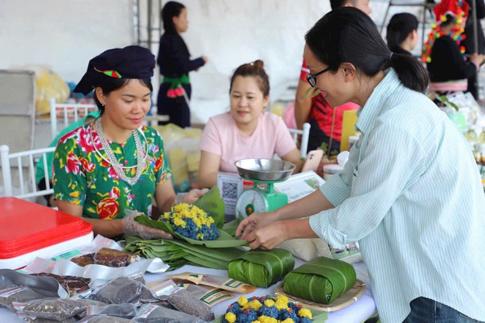 Đưa hương cốm từ gian bếp nhỏ trở thành thương hiệu vùng dân tộc thiểu số và miền núi- Ảnh 3.