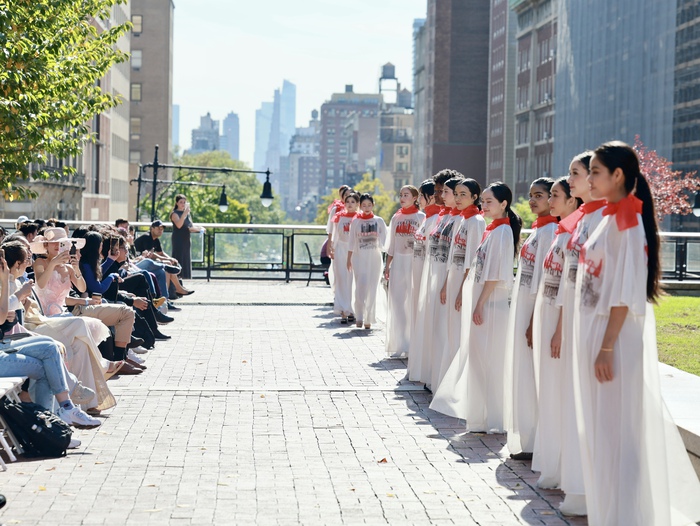 Nhà thiết kế Minh Hạnh "kể chuyện" di sản Việt ở New York- Ảnh 1.
