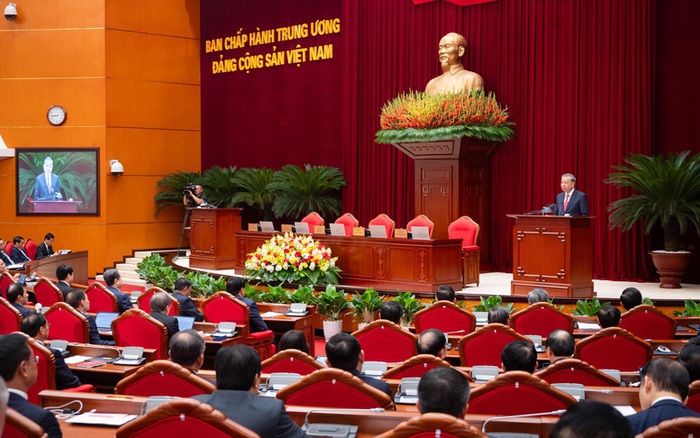 Thông báo Hội nghị lần thứ 13 Ban Chấp hành Trung ương Đảng khóa XIII- Ảnh 2.