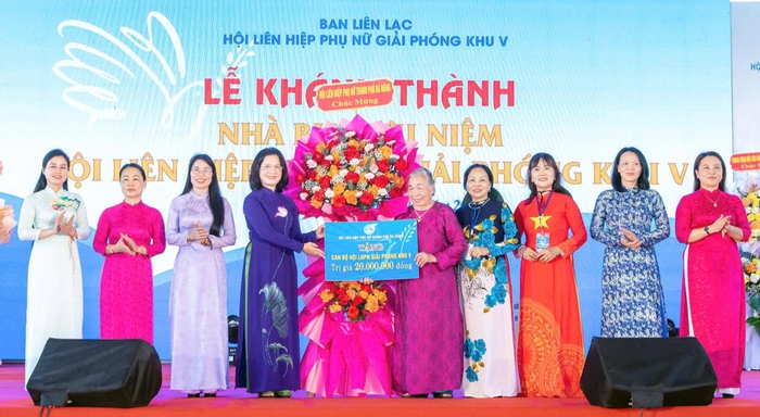 Đà Nẵng: Khánh thành Nhà bia Hội LHPN Giải phóng Khu V- Ảnh 2.