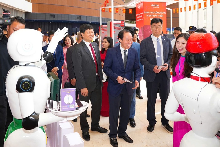 Techfest Hải Phòng 2025: Nâng tầm quốc tế, khơi dậy khát vọng sáng tạo vùng kinh tế Bắc bộ- Ảnh 2. Techfest Hải Phòng 2025: Nâng tầm quốc tế, khơi dậy khát vọng sáng tạo vùng kinh tế Bắc bộ- Ảnh 2.