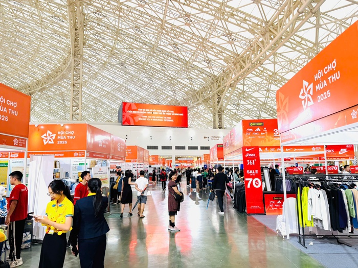 Hội chợ Mùa Thu 2025: Thời trang, mỹ phẩm, túi xách giảm giá  Hội chợ Mùa Thu 2025: Thời trang, mỹ phẩm, túi xách giảm giá