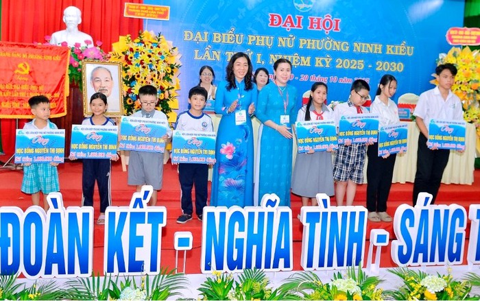 Cần Thơ: 100% xã, phường hoàn thành Đại hội đại biểu Phụ nữ nhiệm kỳ 2025 - 2030- Ảnh 3. Cần Thơ: 100% xã, phường hoàn thành Đại hội đại biểu Phụ nữ nhiệm kỳ 2025 - 2030- Ảnh 3.