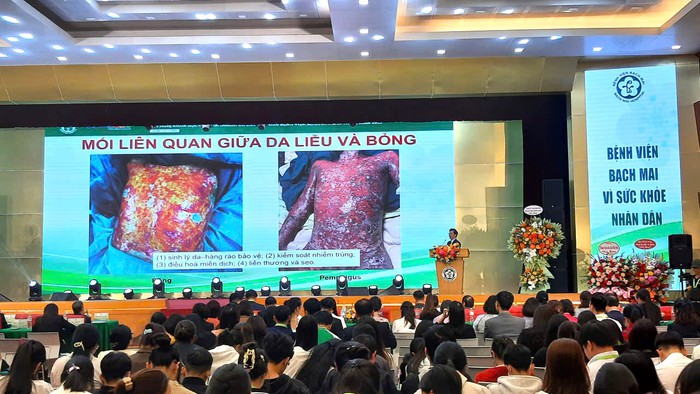 Bệnh viện Bạch Mai đánh dấu bước phát triển với mô hình đa chuyên khoa tiên phong- Ảnh 1. Bệnh viện Bạch Mai đánh dấu bước phát triển với mô hình đa chuyên khoa tiên phong- Ảnh 1.