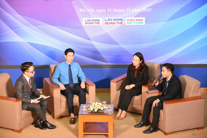 Trao gần 300 triệu đồng giải thưởng Cuộc thi tìm hiểu Luật Công đoàn, Luật Bảo hiểm xã hội 2024- Ảnh 2.