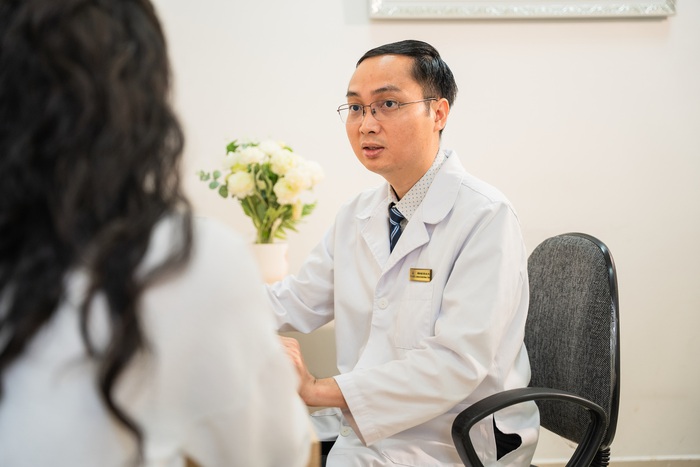 Khi bác sĩ là người “kiến trúc sư” của hành trình chữa lành ung thư- Ảnh 2. Khi bác sĩ là người “kiến trúc sư” của hành trình chữa lành ung thư- Ảnh 2.