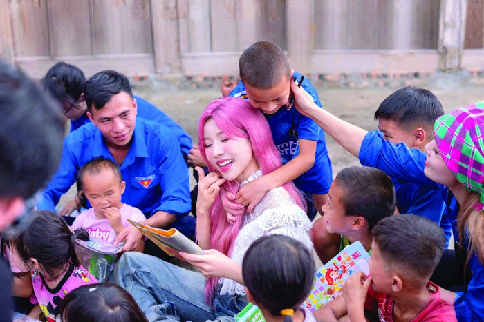 Ca sĩ Trang Pháp: Giữ bản sắc cá nhân và tạo ra ảnh hưởng tích cực trong xã hội- Ảnh 3. Ca sĩ Trang Pháp: Giữ bản sắc cá nhân và tạo ra ảnh hưởng tích cực trong xã hội- Ảnh 3.