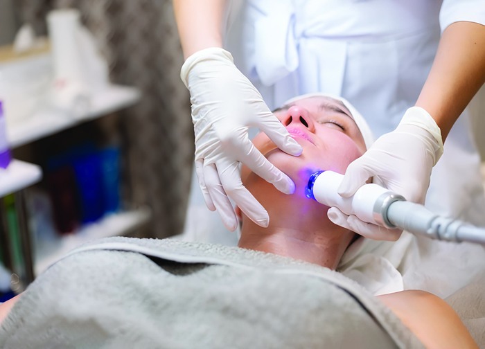 Sự thật về công nghệ nâng mặt, xóa nọng cằm 
bằng sóng siêu âm- Ảnh 1.