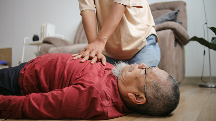 Phân biệt đột quỵ và đột tử: Cứu người trong tích tắc nhờ hiểu đúng- Ảnh 2.