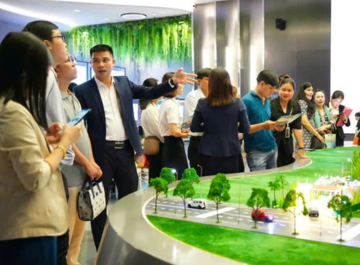 Tín hiệu tích cực cho thị trường bất động sản tại TPHCM- Ảnh 1. Tín hiệu tích cực cho thị trường bất động sản tại TPHCM- Ảnh 1.