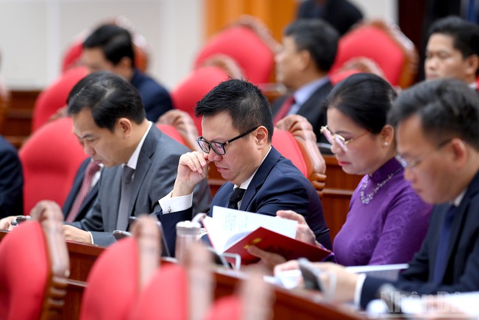 Toàn văn Kết luận của Ban Chấp hành Trung ương Đảng khóa XIII về tiếp tục xây dựng, hoàn thiện tổ chức bộ máy của hệ thống chính trị trong thời gian tới- Ảnh 1. Toàn văn Kết luận của Ban Chấp hành Trung ương Đảng khóa XIII về tiếp tục xây dựng, hoàn thiện tổ chức bộ máy của hệ thống chính trị trong thời gian tới- Ảnh 1.