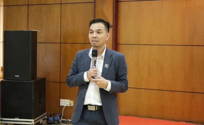 Chuyên gia "hiến kế" cách dạy và học trong “cơn bão AI"- Ảnh 1. Chuyên gia "hiến kế" cách dạy và học trong “cơn bão AI"- Ảnh 1.