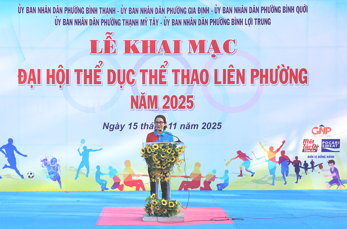 TPHCM: Đại hội Thể thao Liên phường 2025 với đông đảo phụ nữ tham gia, lan toả tinh thần "Khỏe để Xây dựng Tổ quốc"- Ảnh 4. TPHCM: Đại hội Thể thao Liên phường 2025 với đông đảo phụ nữ tham gia, lan toả tinh thần "Khỏe để Xây dựng Tổ quốc"- Ảnh 4.