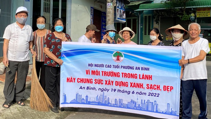 Người cao tuổi không phải là gánh nặng kinh tế mà là nguồn lực phát triển kinh tế xã hội- Ảnh 3. Người cao tuổi không phải là gánh nặng kinh tế mà là nguồn lực phát triển kinh tế xã hội- Ảnh 3.