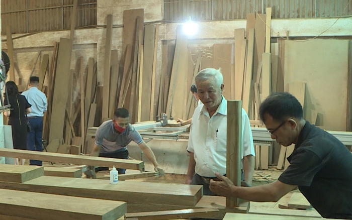 Người cao tuổi không phải là gánh nặng kinh tế mà là nguồn lực phát triển kinh tế xã hội- Ảnh 2. Người cao tuổi không phải là gánh nặng kinh tế mà là nguồn lực phát triển kinh tế xã hội- Ảnh 2.