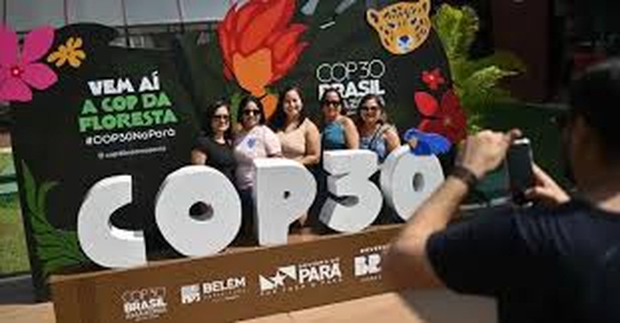 COP30: Tranh cãi về định nghĩa "giới" đe dọa kế hoạch hỗ trợ phụ nữ
- Ảnh 2. COP30: Tranh cãi về định nghĩa "giới" đe dọa kế hoạch hỗ trợ phụ nữ
- Ảnh 2.