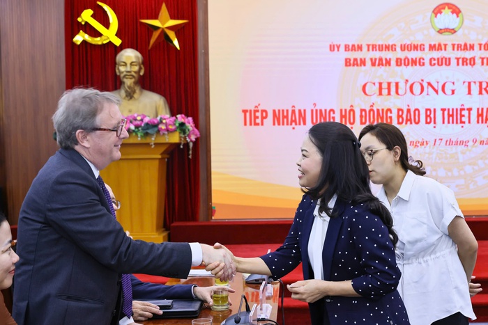 Phát huy truyền thống đại đoàn kết toàn dân tộc, 
tăng cường đồng thuận xã hội, hiện thức hóa khát vọng 
phát triển đất nước phồn vinh, văn minh, hạnh phúc
- Ảnh 2.