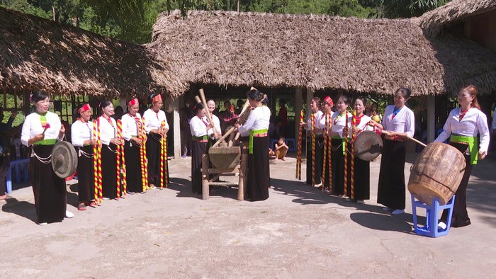 Truyền thông cơ sở, thu hẹp khoảng cách thông tin để phụ nữ gìn giữ bản sắc văn hoá bền vững- Ảnh 4.