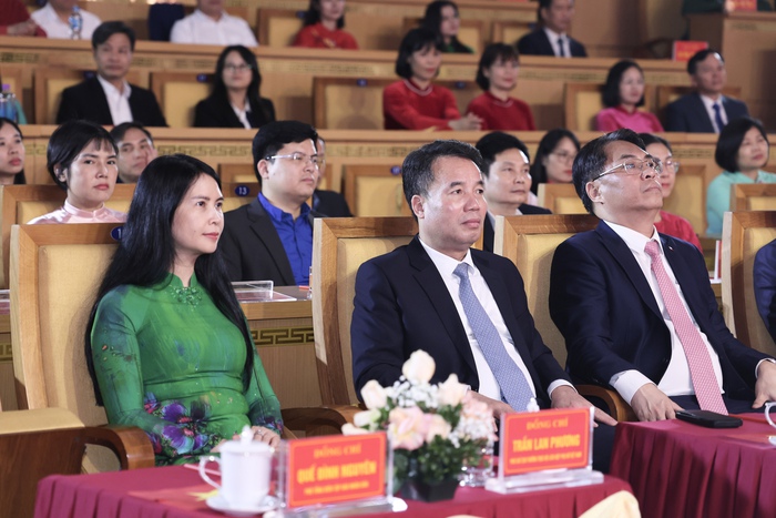 Giao lưu các điển hình tiêu biểu trong học tập và làm theo tư tưởng, đạo đức, phong cách Hồ Chí Minh khu vực phía Bắc năm 2025- Ảnh 2. Giao lưu các điển hình tiêu biểu trong học tập và làm theo tư tưởng, đạo đức, phong cách Hồ Chí Minh khu vực phía Bắc năm 2025- Ảnh 2.