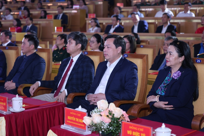 Giao lưu các điển hình tiêu biểu trong học tập và làm theo tư tưởng, đạo đức, phong cách Hồ Chí Minh khu vực phía Bắc năm 2025- Ảnh 3. Giao lưu các điển hình tiêu biểu trong học tập và làm theo tư tưởng, đạo đức, phong cách Hồ Chí Minh khu vực phía Bắc năm 2025- Ảnh 3.