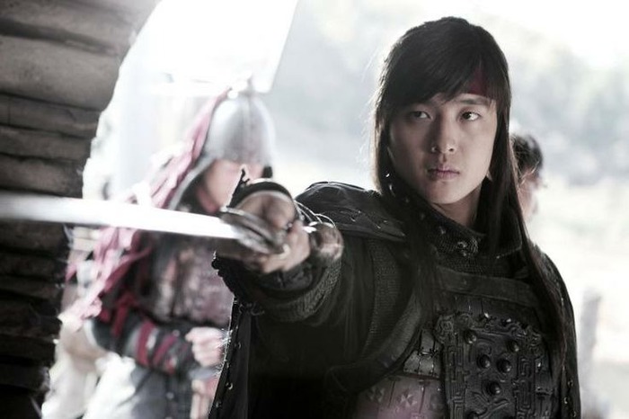 5 phim hài hay nhất của Kang Ha Neul- Ảnh 1.