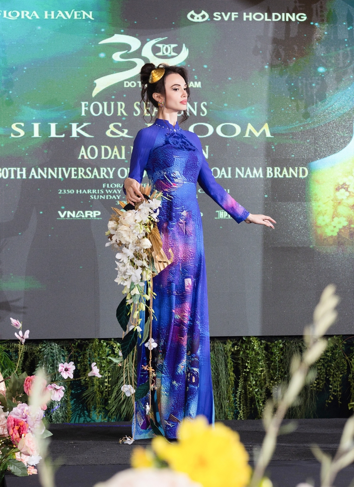 Hoa hậu Lala Guseynzade - Miss World International 2024 tôn vinh áo dài Việt trên sân khấu quốc tế Hoa hậu Lala Guseynzade - Miss World International 2024 tôn vinh áo dài Việt trên sân khấu quốc tế