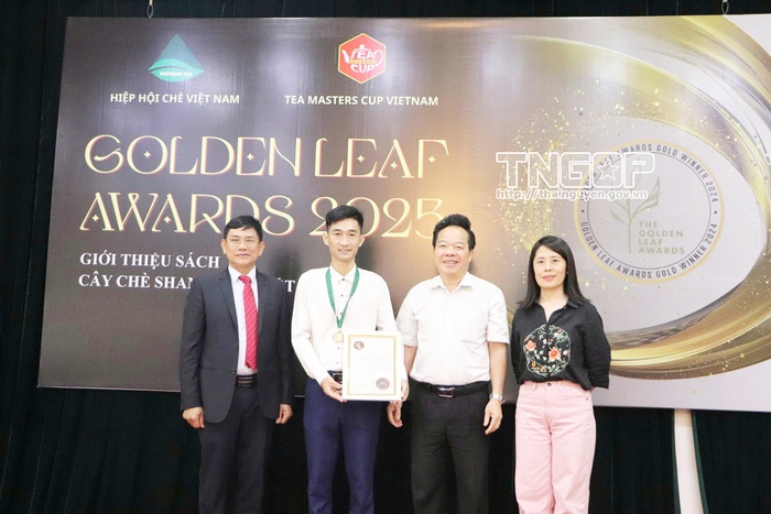 Trà tôm nõn Hoàng Gia: Từ bàn tay người phụ nữ Vô Tranh đến đấu trường trà quốc tế- Ảnh 2. Trà tôm nõn Hoàng Gia: Từ bàn tay người phụ nữ Vô Tranh đến đấu trường trà quốc tế- Ảnh 2.