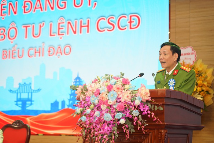 Phụ nữ Bộ Tư lệnh Cảnh sát cơ động đóng góp thiết thực vào nhiệm vụ bảo vệ an ninh quốc gia- Ảnh 2. Phụ nữ Bộ Tư lệnh Cảnh sát cơ động đóng góp thiết thực vào nhiệm vụ bảo vệ an ninh quốc gia- Ảnh 2.