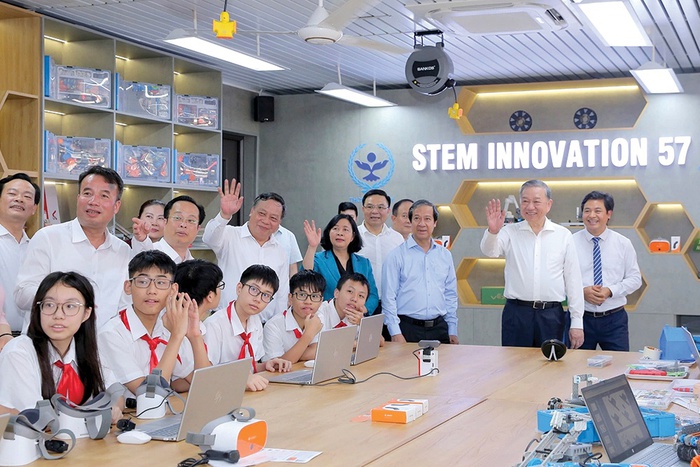 STEM Innovation Petrovietnam: Đồng hành cùng tương lai tri thức Việt- Ảnh 1. STEM Innovation Petrovietnam: Đồng hành cùng tương lai tri thức Việt- Ảnh 1.