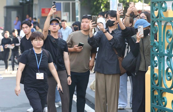 Những hình ảnh từ phiên tòa xét xử hoa hậu Thùy Tiên, Quang Linh Vlogs- Ảnh 5.