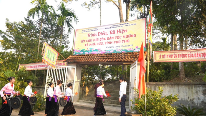 Phát huy giá trị Tết Cơm mới để hút khách du lịch, nâng cao đời sống đồng bào Mường- Ảnh 3.