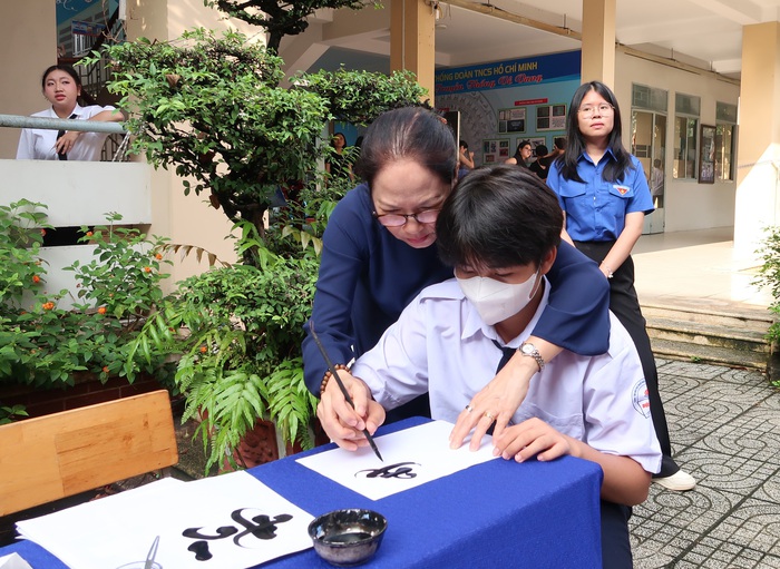 TPHCM: Gần 3.000 học sinh tham gia Ngày hội chủ đề “Tự hào là học sinh 3 tốt”- Ảnh 6.