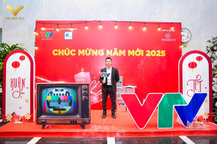 DR. Bùi Việt chia sẻ xu hướng thẩm mỹ 2025 - đẹp bền vững từ trong ra ngoài- Ảnh 2. DR. Bùi Việt chia sẻ xu hướng thẩm mỹ 2025 - đẹp bền vững từ trong ra ngoài- Ảnh 2.