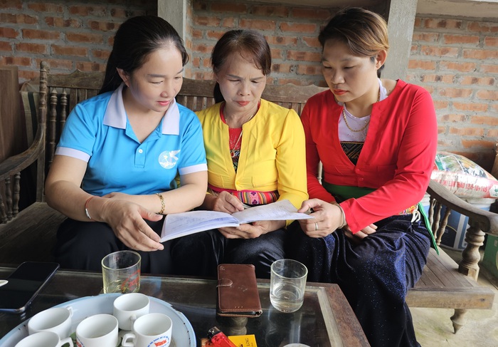 Giảm nghèo thông tin: Chìa khóa để phụ nữ thoát nghèo và bình đẳng- Ảnh 2.