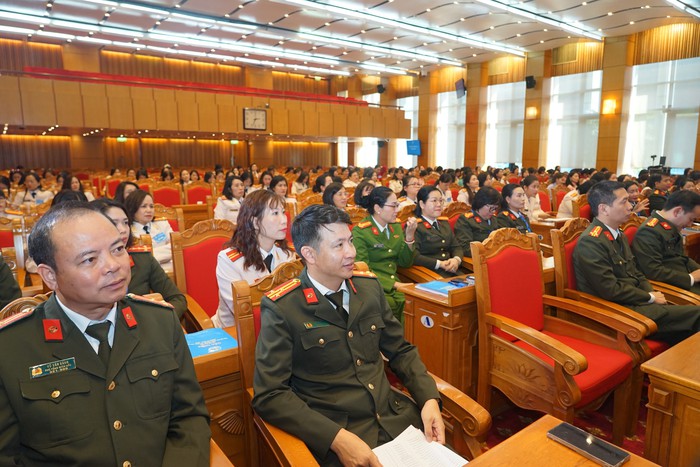 Phụ nữ Cục Công nghiệp an ninh tích cực thúc đẩy bình đẳng giới và sự tiến bộ của phụ nữ Công an - Ảnh 2.