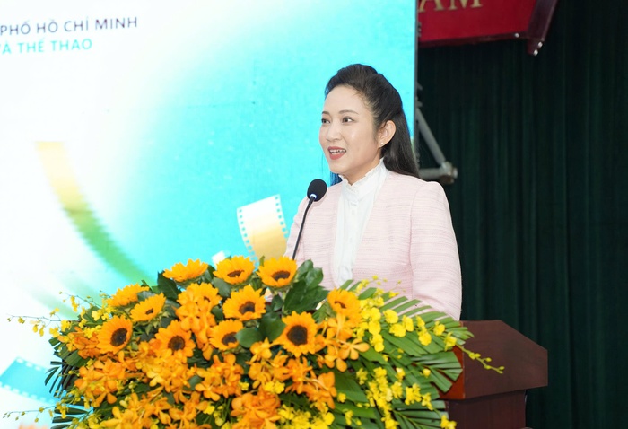 Phó Giám đốc Sở Văn hóa và Thể thao TPHCM, Đồng trưởng ban tổ chức LHP Nguyễn Thị Thanh Thúy phát biểu tại họp báo Phó Giám đốc Sở Văn hóa và Thể thao TPHCM, Đồng trưởng ban tổ chức LHP Nguyễn Thị Thanh Thúy phát biểu tại họp báo