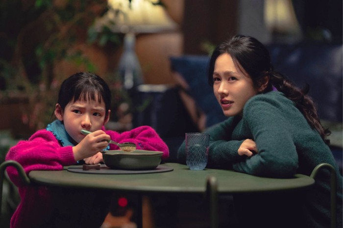 Son Ye Jin trong phim "No Other Choice" Son Ye Jin trong phim "No Other Choice"