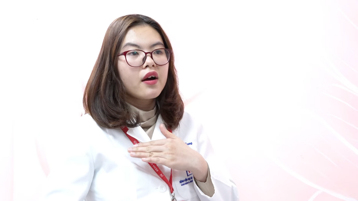 Bác sĩ khuyến cáo phòng ung thư vú bằng "đặt camera giám sát cơ thể"- Ảnh 1.